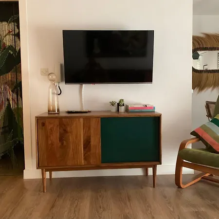 Midway Apartmán